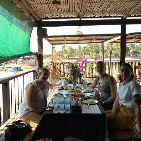 St 63 Home Stay & Tour Kampong Khleang Exteriér fotografie