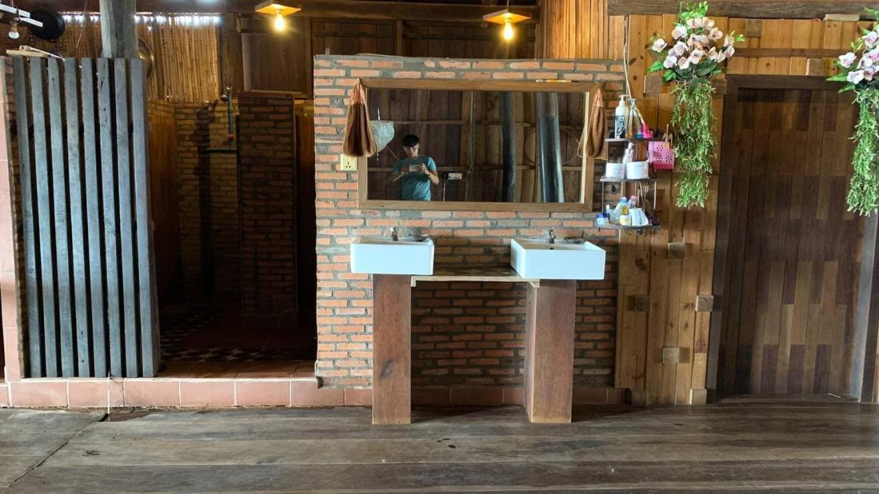 St 63 Home Stay & Tour Kampong Khleang Exteriér fotografie