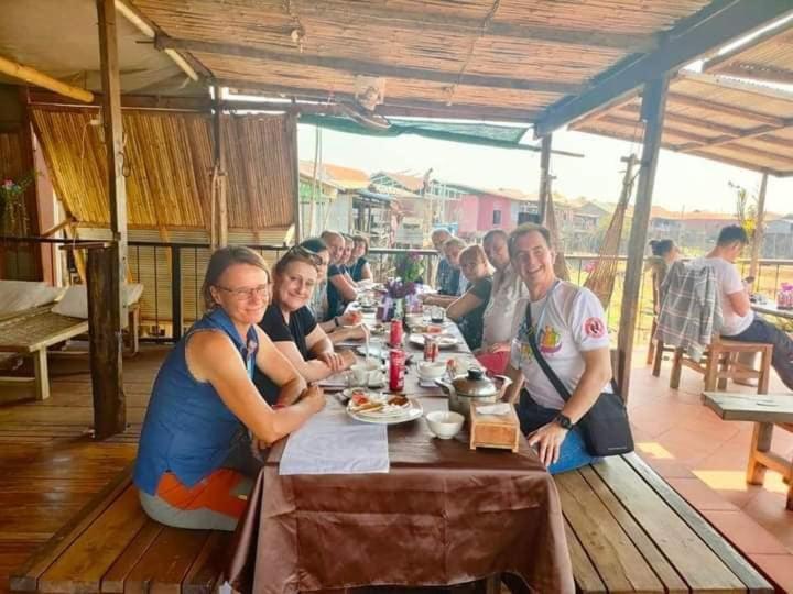 St 63 Home Stay & Tour Kampong Khleang Exteriér fotografie