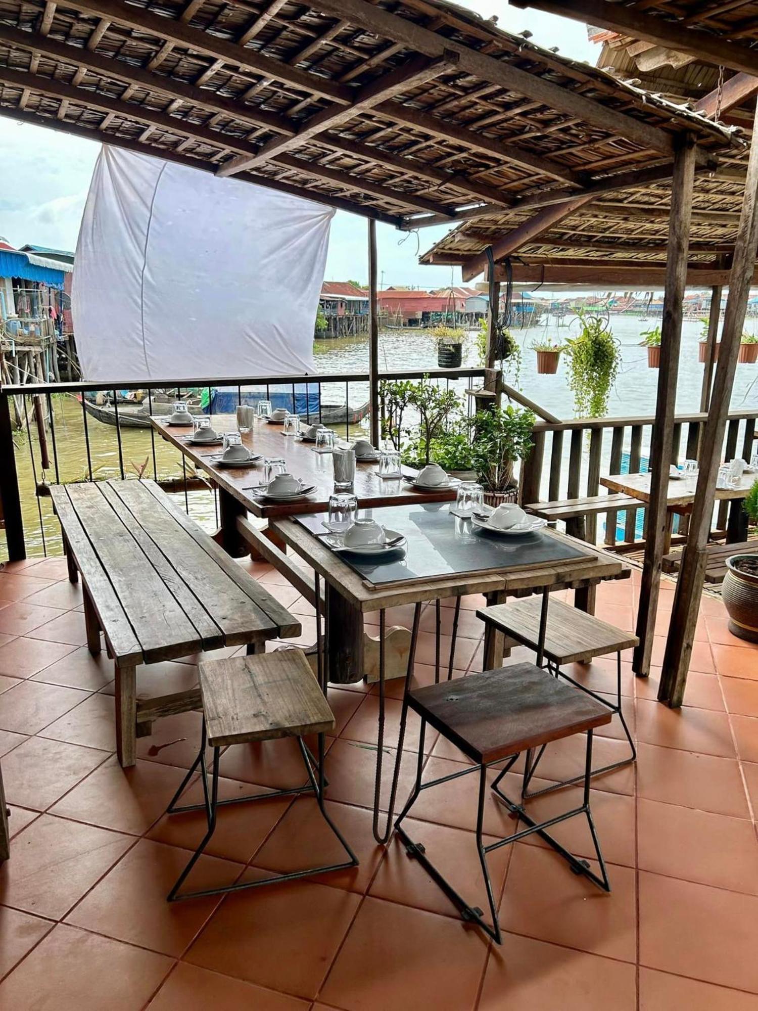St 63 Home Stay & Tour Kampong Khleang Exteriér fotografie